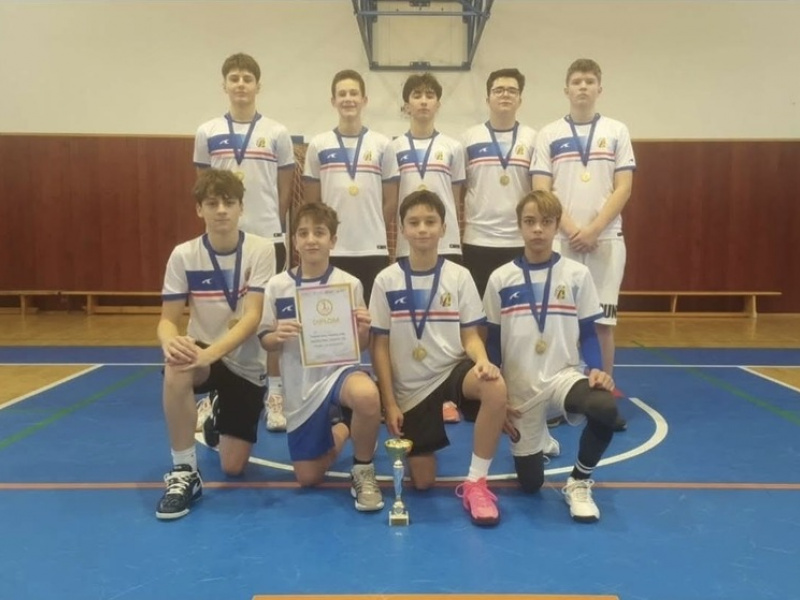 ZŠ Ľ. Fullu víťazom krajského kola v basketbale
